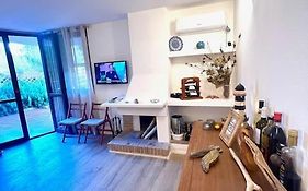 Kian House